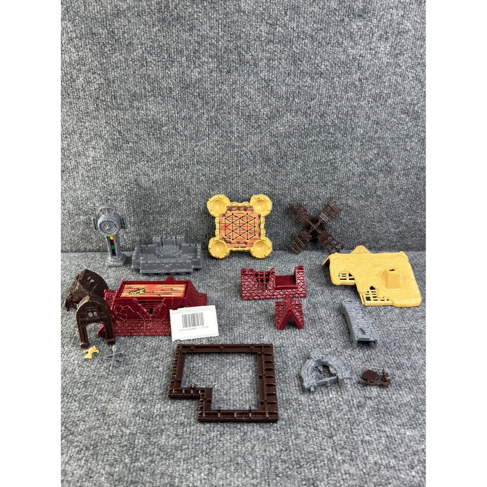1990 HeroQuest Board Game Figure Lot‎ HERO QUEST